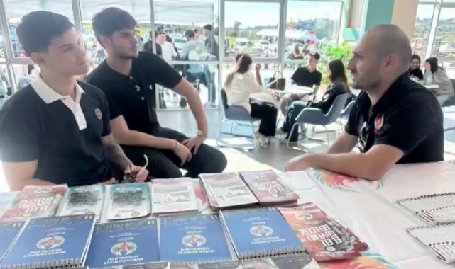 Bursa polisi okullarda öğrencileri bilgilendirdi