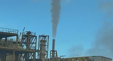 Cargill Bursa'dan çıkan dumanlar gökyüzünü griye boyadı