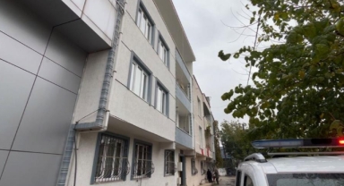 Dengesini kaybedip camdan düşen şahıs ağır yaralandı