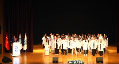 Diş hekimliği fakültesinde beyaz önlük heyecanı