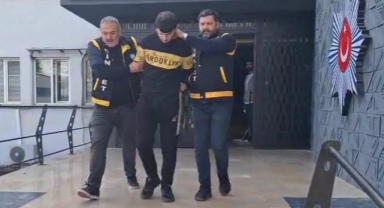 Eşini bıçakla öldüren şüpheli adliyeye sevk edildi