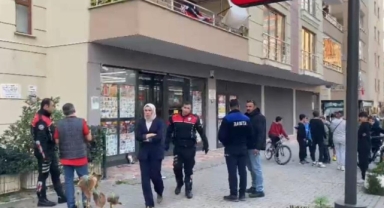 Eski eşini çalıştığı markette bıçakladı