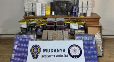 Mudanya'da yüklü miktarda kaçak tütün ürünleri ele geçirildi