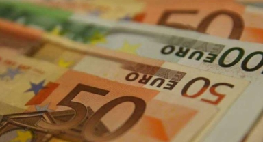 Serbest piyasada döviz fiyatları 