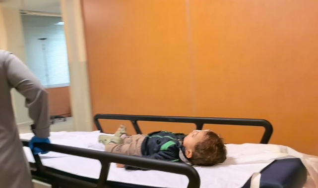 Torpil faciasında 2 yaşındaki çocuk ağır yaralandı