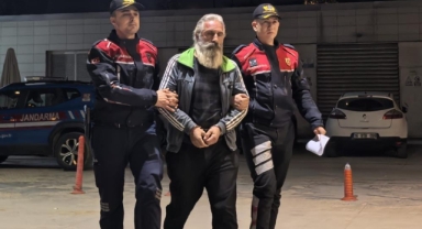 Uyuşturucu satıcısına semt pazarı'nda suçüstü!