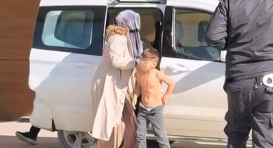 Üzerine kaynar su devrilen çocuk yaralandı