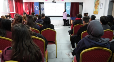 Yıldırım Belediyesi'nden gençlere sağlıklı beslenme eğitimi