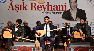Aşık Reyhani'ye vefa