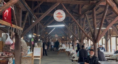 Bin yıllık yemek kültürünü 400 yıllık hana taşıdılar