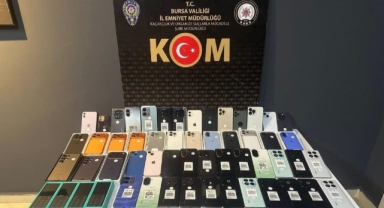 Bursa'da 3 milyon lira olan kaçak cep telefonları ele geçirildi