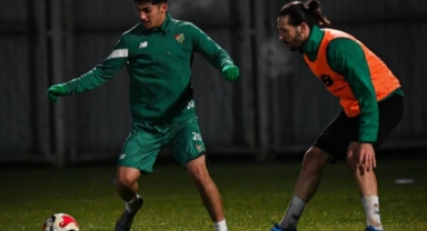 Bursaspor günü çift antrenmanla tamamladı