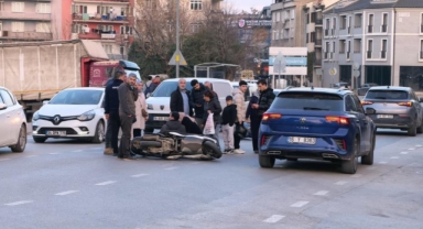 İnegöl'de 2 motosiklet çarpıştı: 4 yaralı