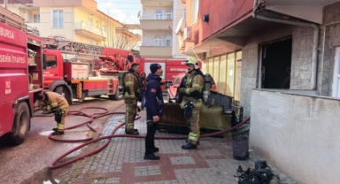 İnegöl'de apartman dairesinde yangın