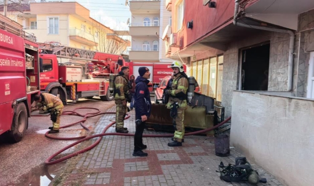 İnegöl'de apartman dairesinde yangın