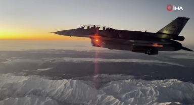 Karadeniz’de bir insansız hava aracı F-16’larımız tarafından düşürüldü