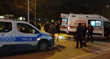 Karşıdan karşıya geçmeye çalışırken otomobil çarptı