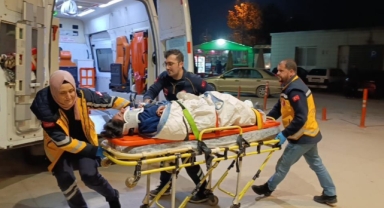 Marketin yük asansöründe sıkışan işçi ağır yaralandı