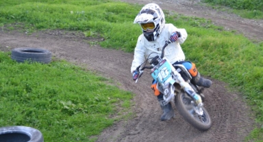 Minik motokrosçu sezonu şampiyonlukla tamamladı