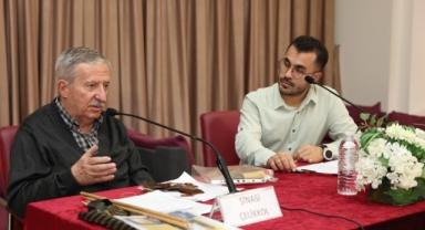 Nilüfer Belediyesi Karagöz ustası Şinasi Çelikkol'u ağırladı