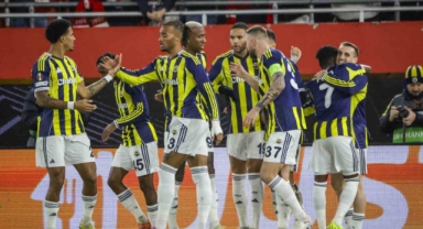 Norveç'te Fener alayı