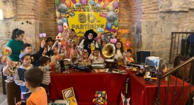 Özel çocuk annesi öğretmenden özel öğrencilerine büyük jest