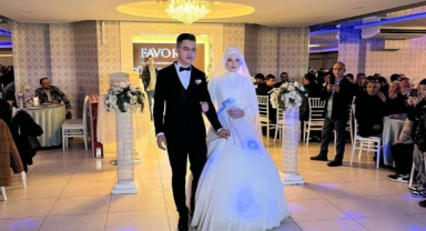 Sosyal medyada gündem olan çift dünyaevine girdi