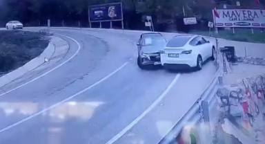 Uludağ yolu buz pistine döndü