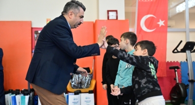 Yıldırım ''engelleri'' sevgi ile aşıyor