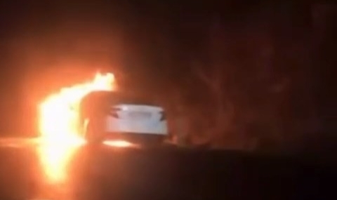 Bursa'da otomobiller alev topuna döndü