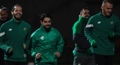 Bursaspor'un Antalya kampı başladı