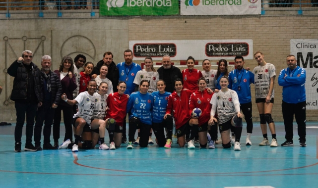Büyükşehir Belediyespor Avrupa'da çeyrek final kapısını araladı