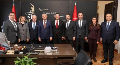 Özgür Özel’den Şadi Özdemir'e temel atma sözü