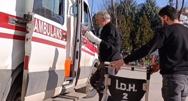 Ağaç budarken bileğini kesti