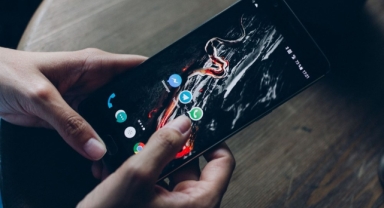 Akıllı telefonlar ve marka hakimiyetleri yapay zeka ile yeniden şekilleniyor