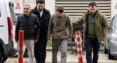 Arkadaşının başında fırça sapı kıran 2 kişi tutuklandı