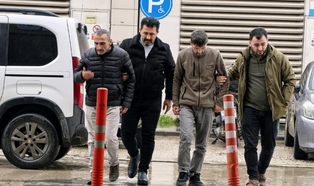 Arkadaşının başında fırça sapı kırar 2 kişi tutuklandı