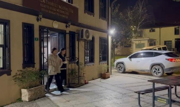  Bebek arabasından çanta çalan şahıs yakalandı