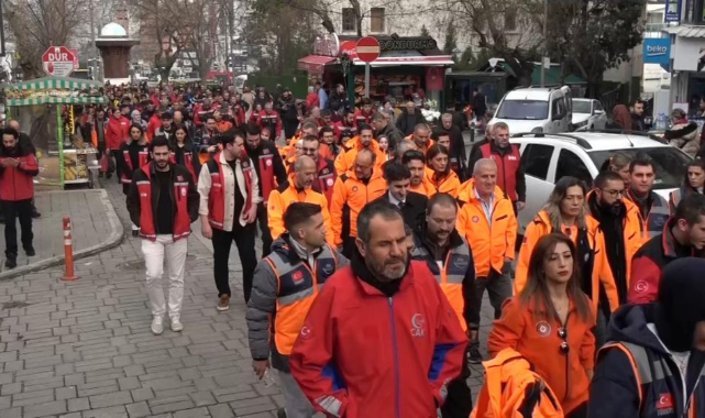 Bursa’da 6 Şubat şehitleri için sessiz yürüyüş