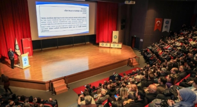 BUÜ'de kişisel verilerin korunması ve dijital mahremiyet eğitimi gerçekleştirildi