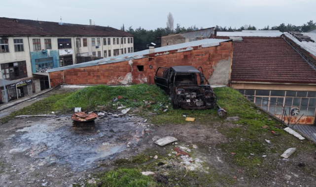 Çatıdaki aracın gizemi 20 yıl sonra çözüldü