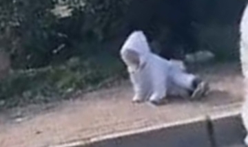 Dilenci kadın kavgasırasında kucağındali bebeğini düşürdü