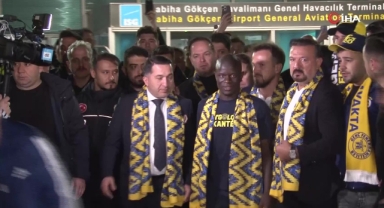 Fenerbahçe’nin yeni transferi N’Golo Kante, İstanbul’da