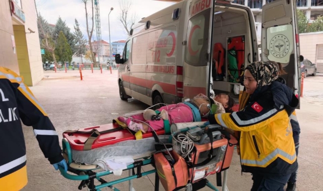 Hafif ticari aracın çarptığı çocuk ağır yaralandı