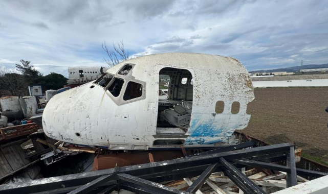 Hurdacıdaki Boeing görenleri şaşkına çeviriyor