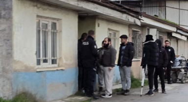 İnegöl'de 70 yaşındaki adam evinde ölü bulundu