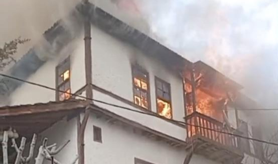 İznik'te evde korkutan yangın