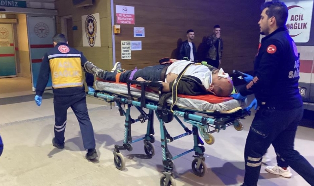 Kamyonun kasasından düşen işçi yaralandı