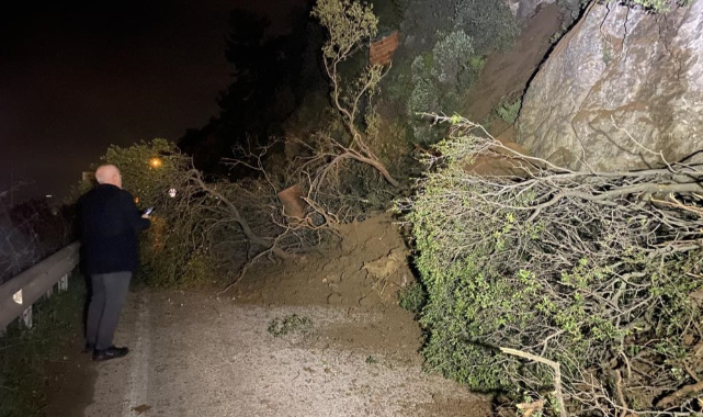 Mudanya-Kurşunlu yolu'nda heyelan!