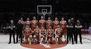 Türkiye nağmağlup lider: Sırbistan: 78 - Türkiye: 82